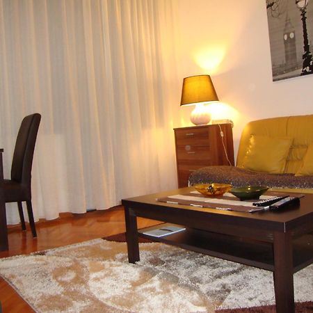 Centre Point Apartment Podgoriţa Cameră foto